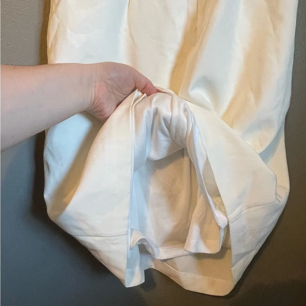 NWT Guess Sz 10 Women’s White Ruffle Strappy Mini Bodycon Lined Dress Ret $128! - Picture 13 of 13